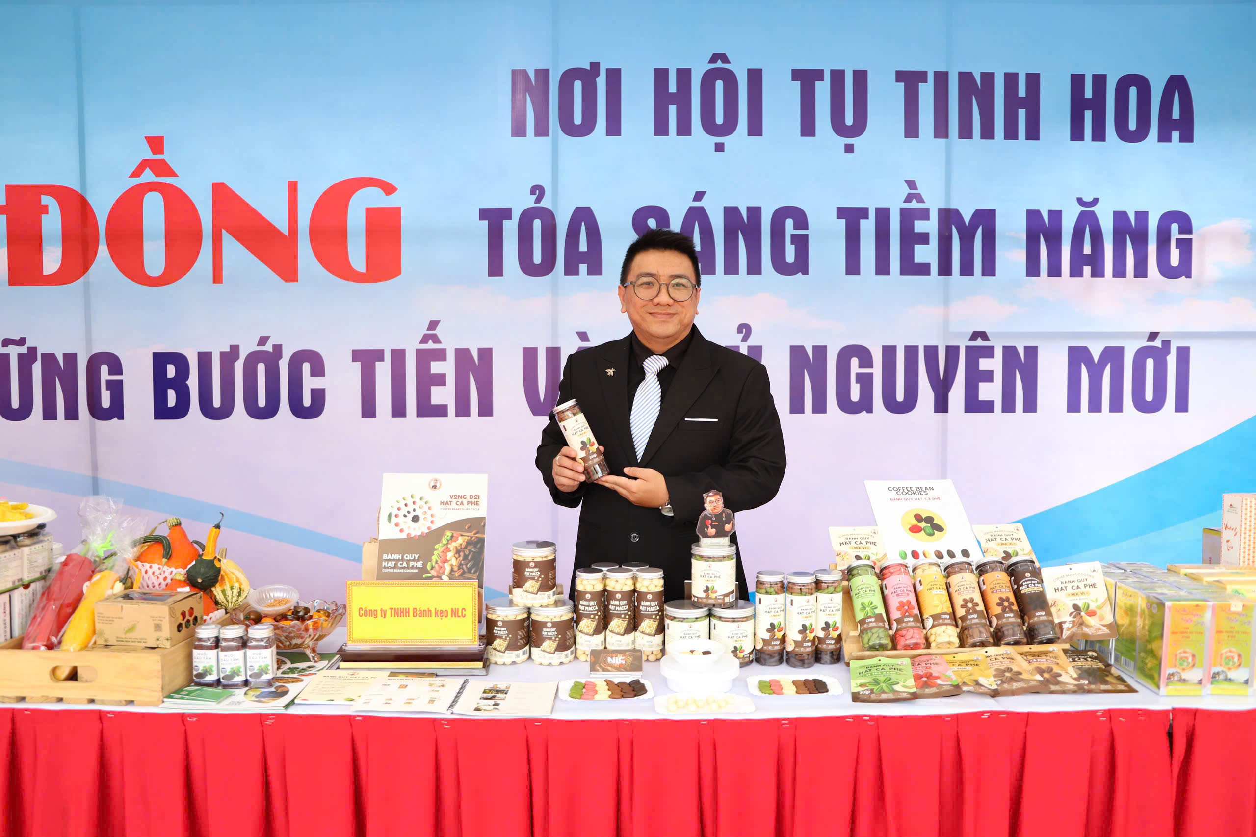 VINH DỰ THAM GIA TRƯNG BÀY SẢN PHẨM CHÀO MỪNG ĐẠI HỘI ĐẢNG BỘ TỈNH LÂM ĐỒNG LẦN THỨ I  (Nhiệm kỳ 2025–2030)