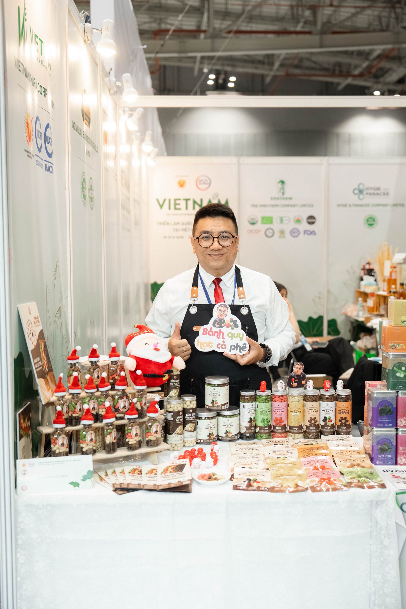 LẦN ĐẦU RA BIỂN LỚN "TRIỂN LÃM QUỐC TẾ NGÀNH BÁNH TẠI VIỆT NAM